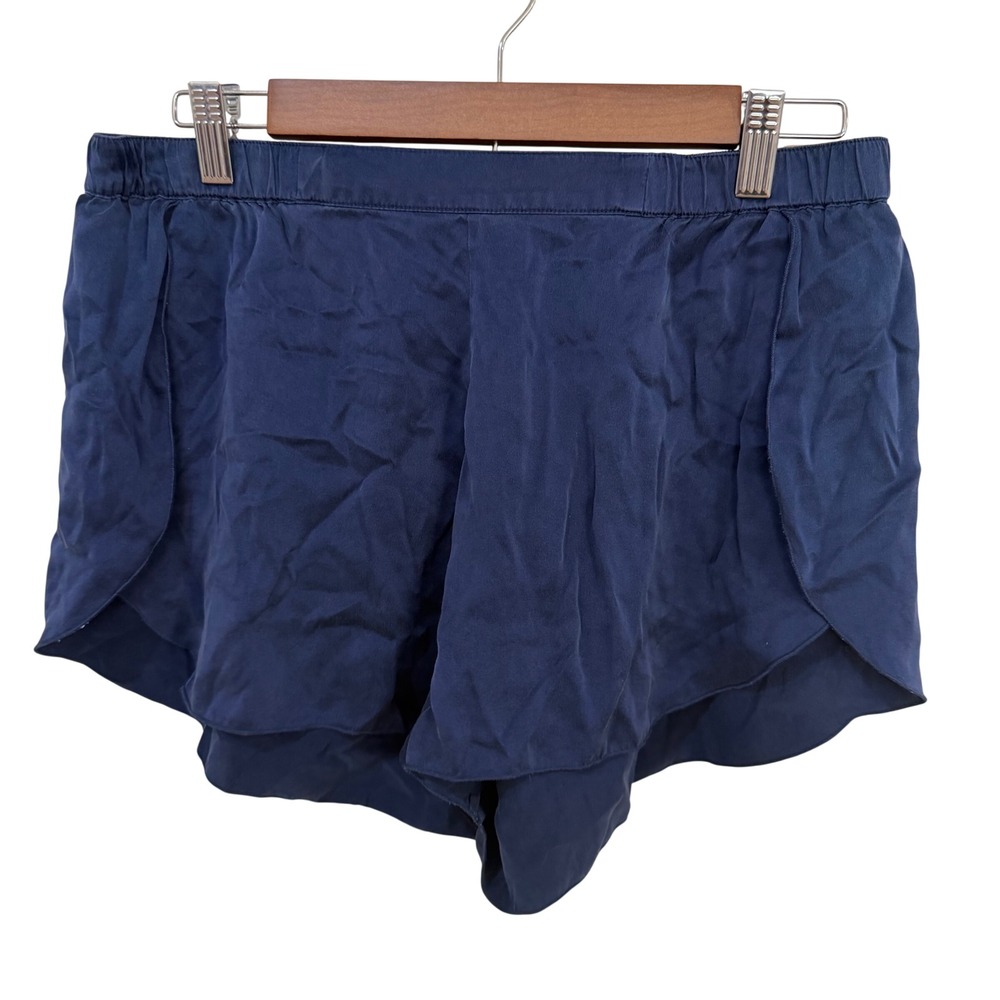 Lunya Washable Silk Sleep Shorts Large Navy Blue Tulip Hem Loungewear